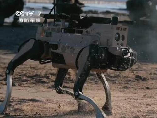 Cani robot e droni aerei: la strana esercitazione cinese per conquistare Taiwan