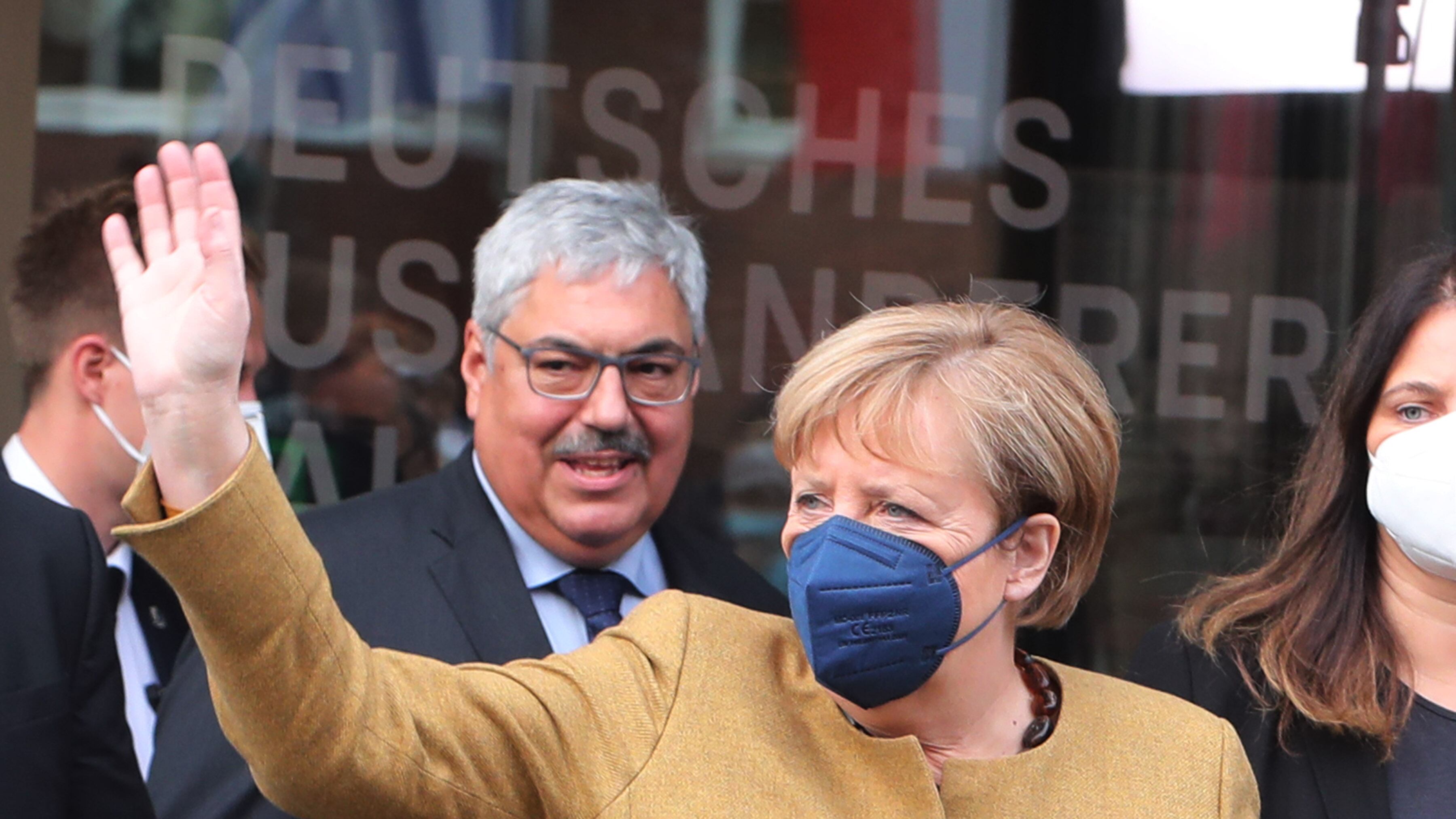 Migranti, la Merkel: "Crisi superata". Ma la verità è un'altra