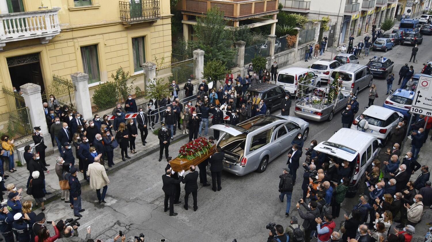 L'ultimo saluto alla Santelli "Ha illuminato la Calabria"