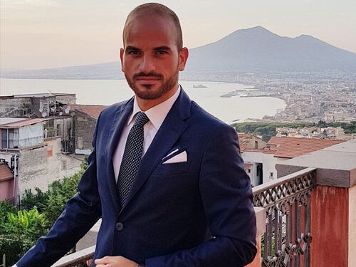 "Non nego fascino del nazismo": bufera sul consigliere FdI a Castellammare