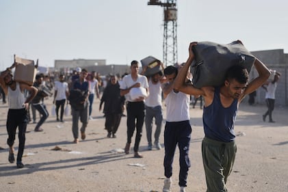 Caos aiuti a Gaza: le immagini della calca 11