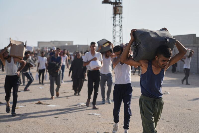 Caos aiuti a Gaza: le immagini della calca 11