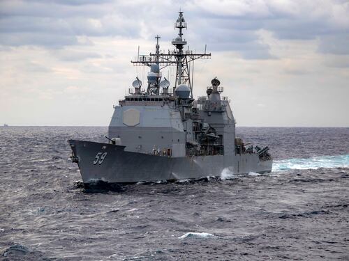 Incrociatori Usa nel mirino dei Fire Dragon: allerta per il nuovo missile di Pechino
