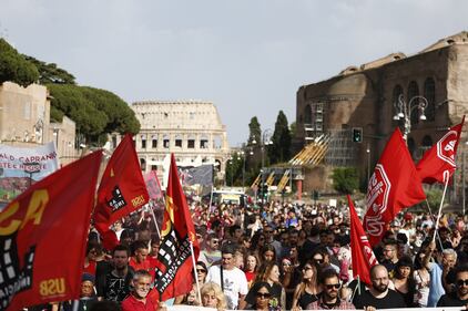 Protesta contro gli sgomberi a Roma 1