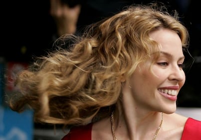 Kylie Minogue sexy in vista del Natale 12