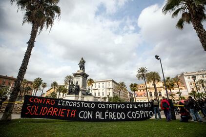 Anarchici davanti al palazzo della Cassazione di Roma 4