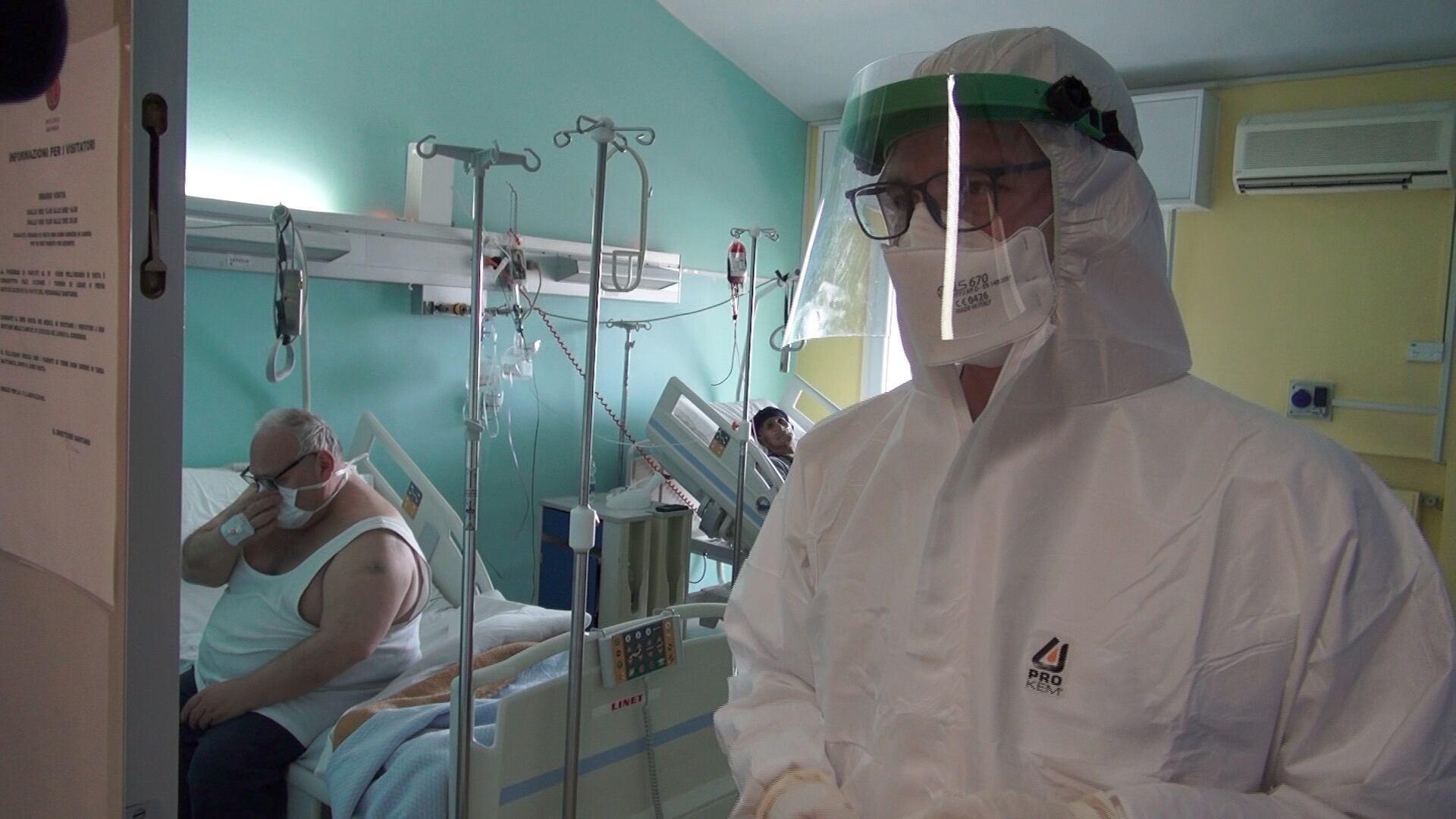 In terapia intensiva adesso entra la musica: "Aiuta medici e malati a uscire dall'inferno"