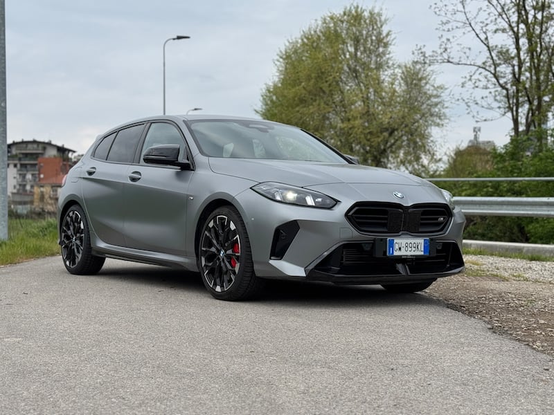 BMW M135i 2025: guarda la gallery della Serie 1 più cattiva di tutte 1
