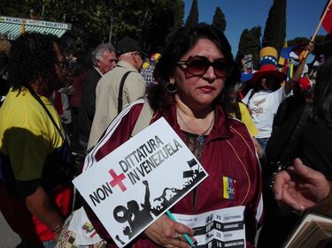 Venezuelani in piazza a Roma 10