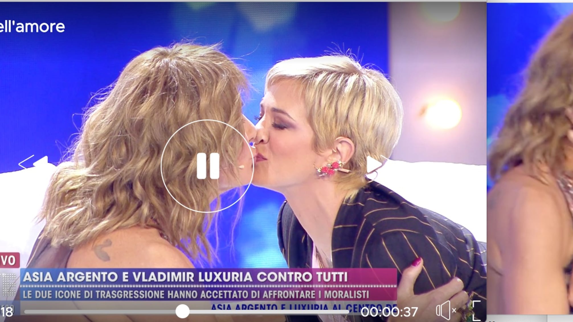 Barbara d’Urso bacio in bocca Luxuria e la Argento