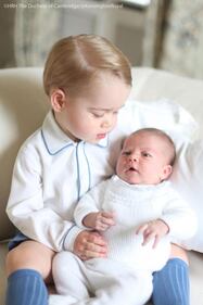 Le prime foto della principessa Charlotte 3