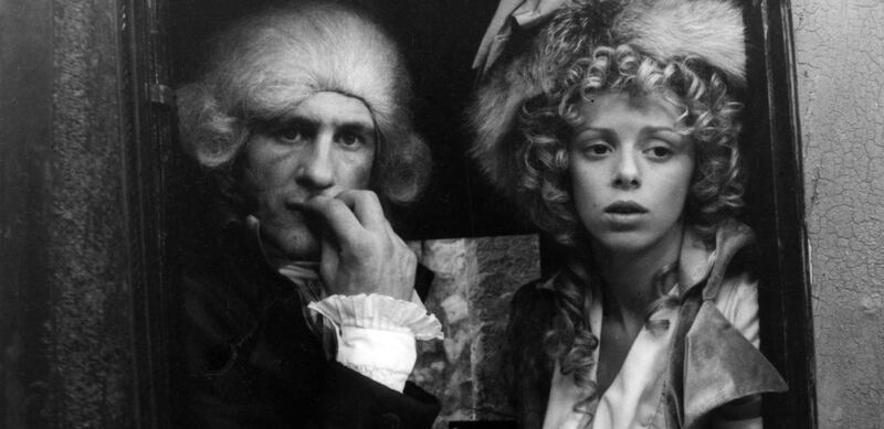 Emmanuelle Debever e Gérard Depardieu in "Danton"