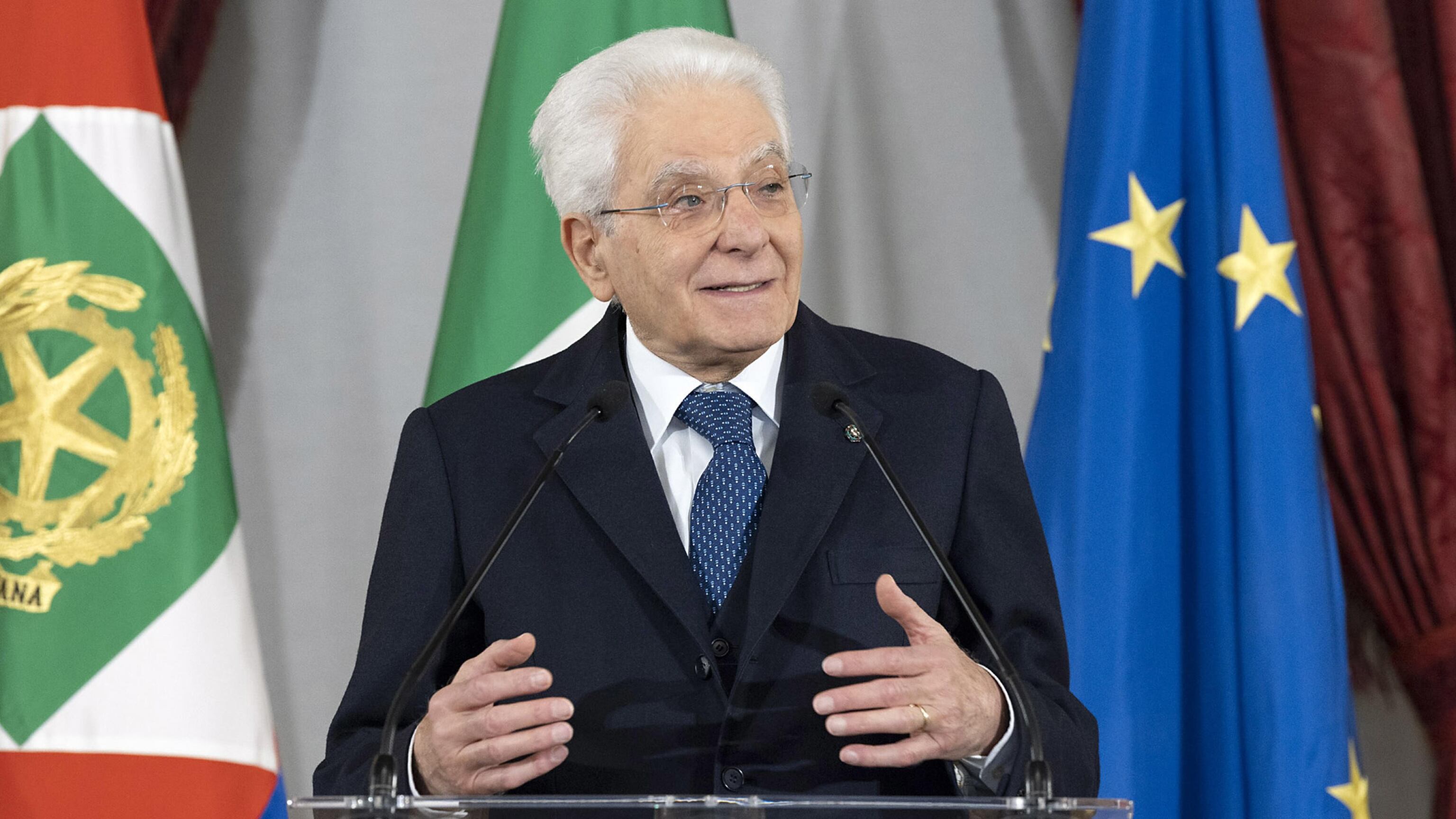 Assist di Mattarella all'esecutivo: "La Ue si impegni". La premier replica agli attacchi