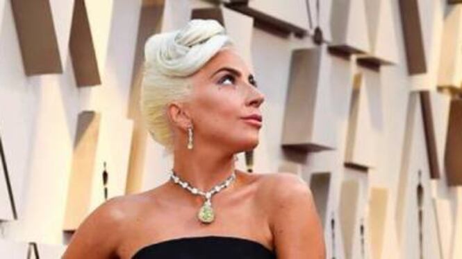 Lady Gaga censurata dalla tv cinese: "È una persona volgare"