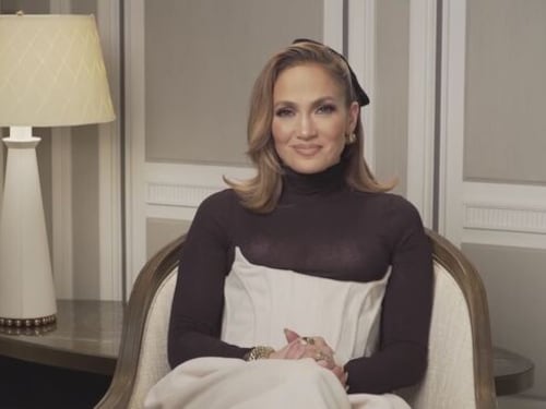 JLo madre "Inarrestabile" che lotta a colpi di cuore