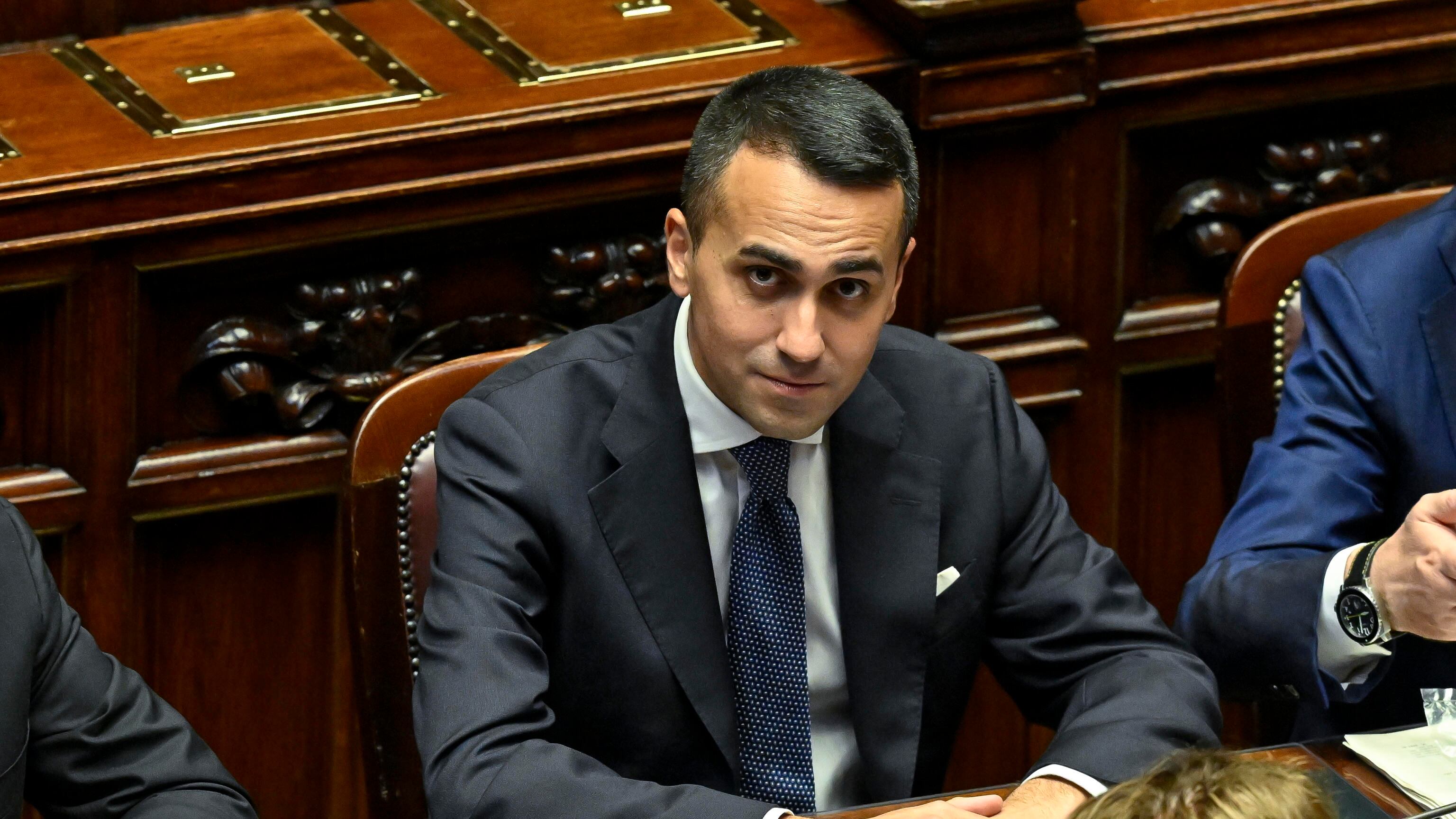 L'impazienza e le mete utopiche: la verità negli "occhielli" di Di Maio