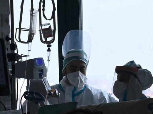 Covid, "cervello invecchiato di 20 anni" a oltre un anno da ricovero: lo studio
