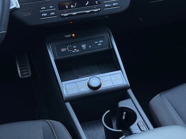 Hyundai Kona HEV: tutte le foto 18