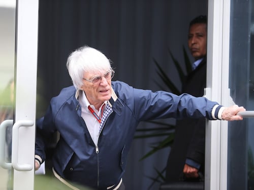 Formula Uno senza ombrelline, Ecclestone non ci sta: "Tutti puritani"