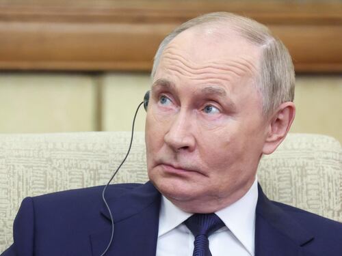 La legge dei veti che fa il gioco di Putin