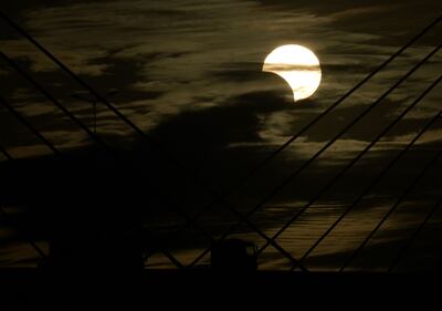 Lo spettacolo dell'eclissi solare 4