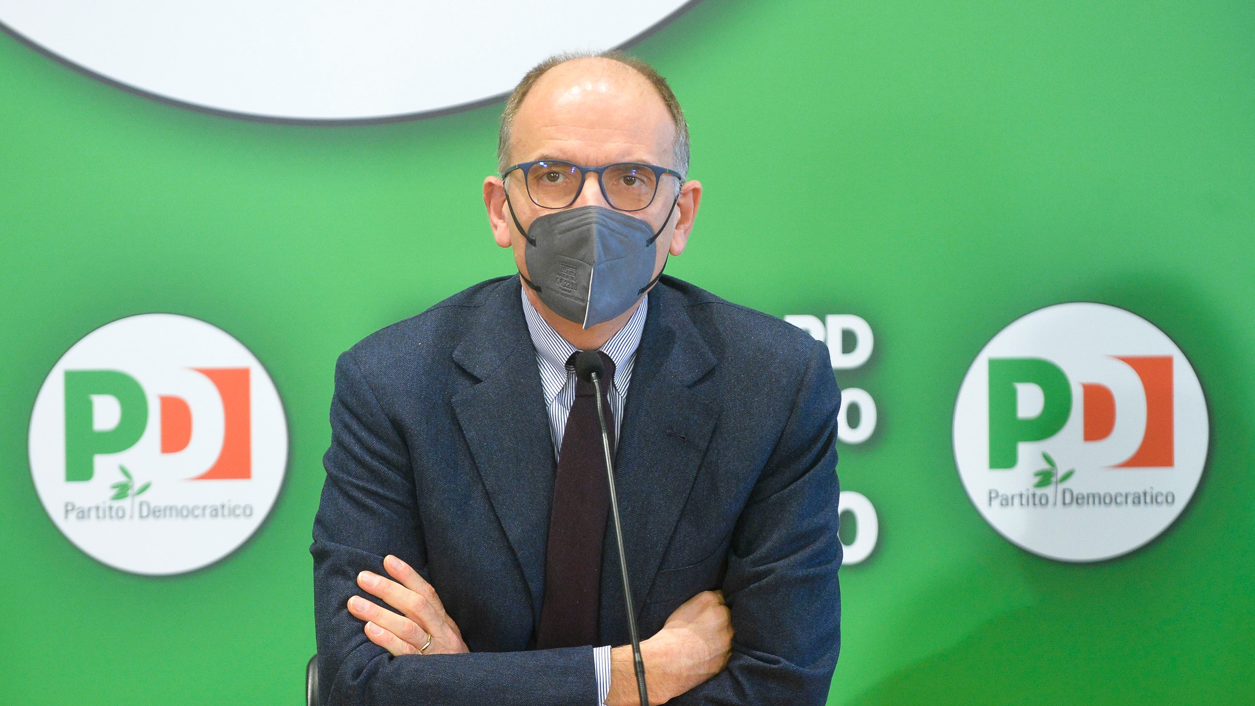 La sinistra si polverizza. Cisl si sfila dalla piazza