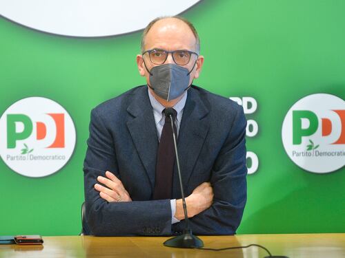 Il fantasma gialloverde riavvicina Letta e Renzi: incontro sulle Comunali