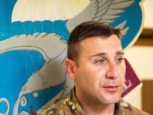 Afghanistan andata e ritorno: le confessioni di un paracadutista della Folgore
