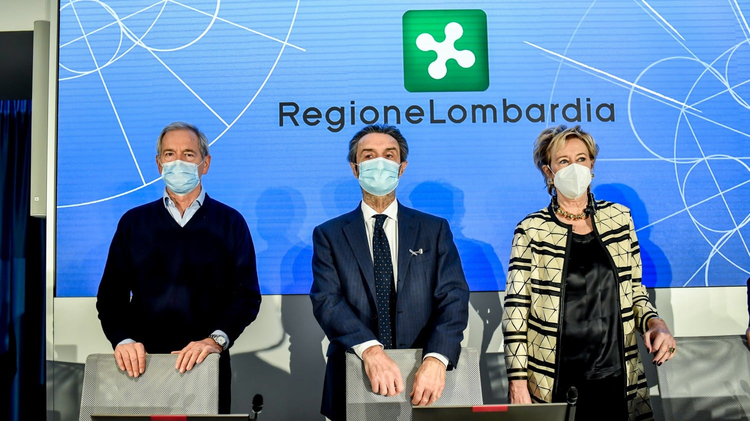 La Lombardia mette il turbo: "Tutti vaccinati entro giugno"