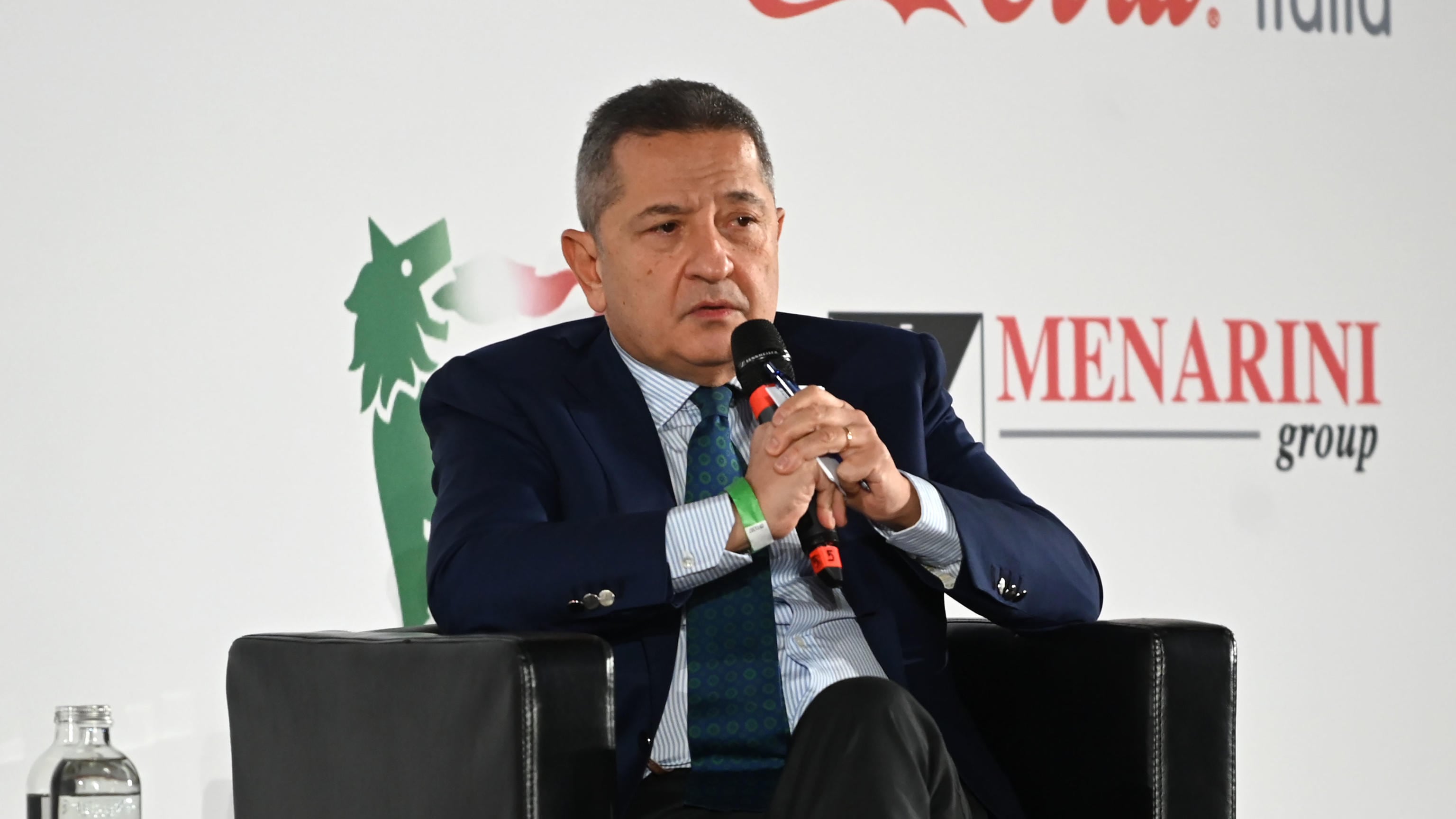 Un superministro per rassicurare l'Europa
