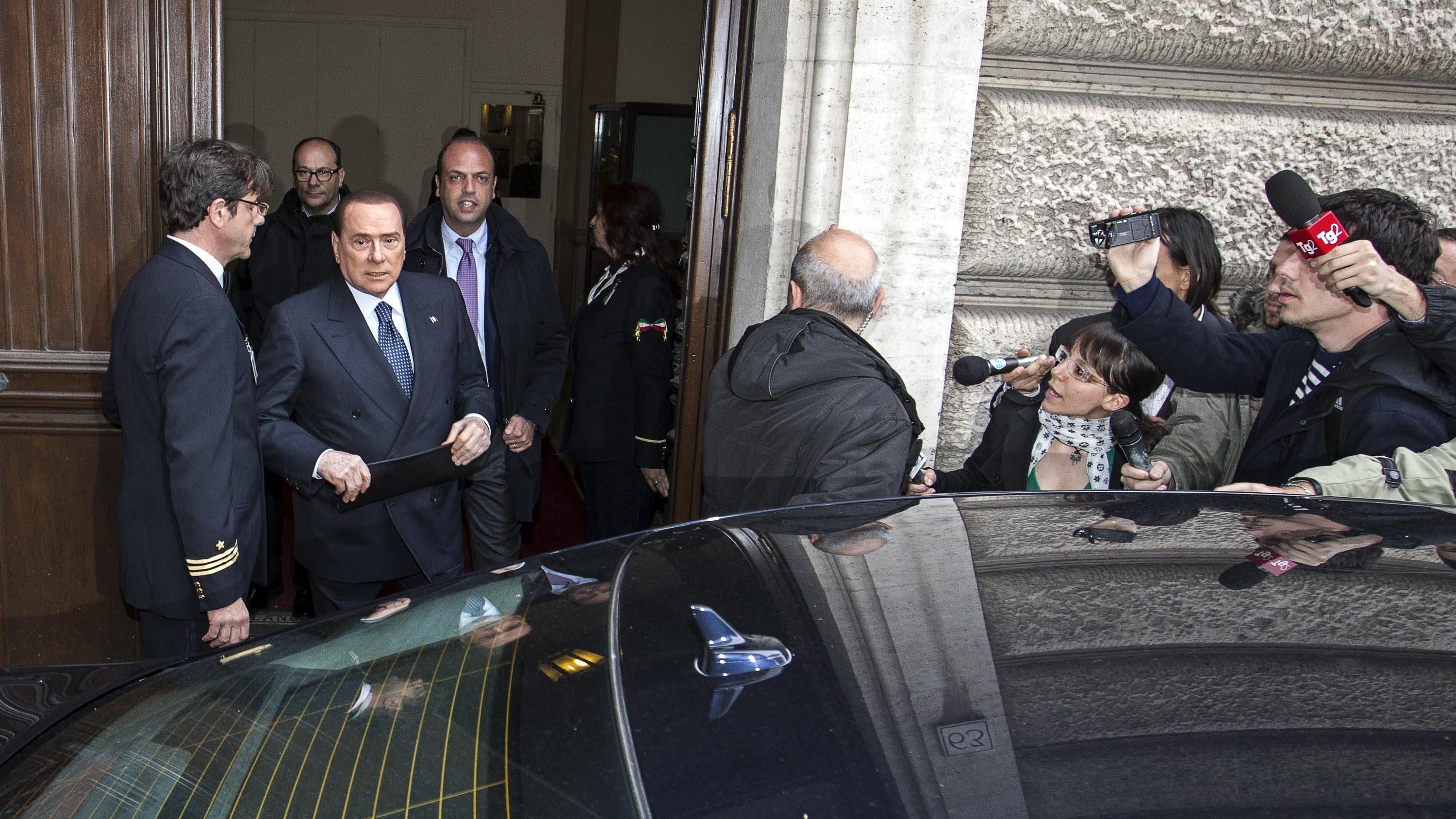 Il Cav disinnesca la mina Prodi: non andrà al Colle