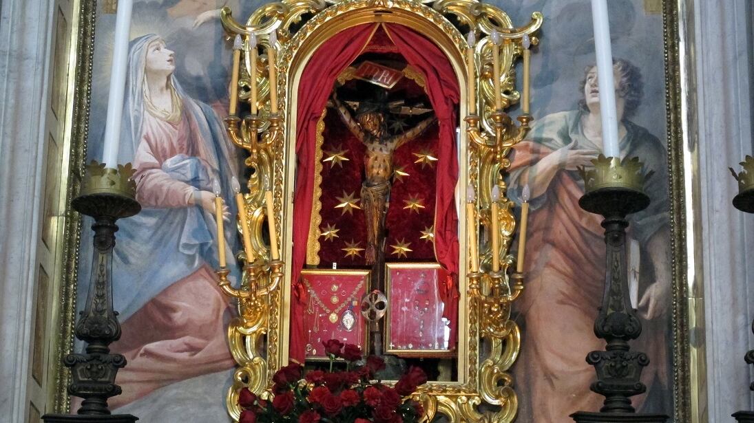 "Ecco perché le chiese non dovevano essere chiuse"