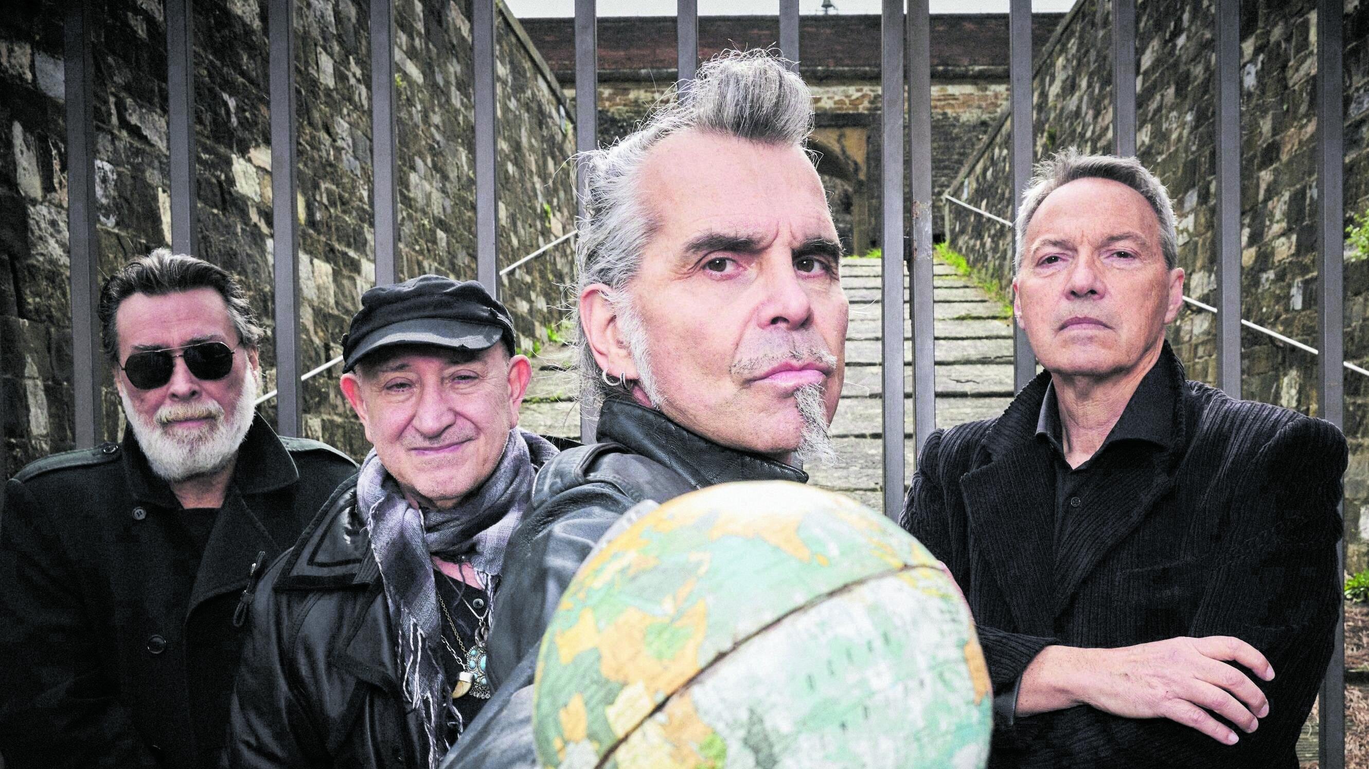 I Litfiba dopo quarant'anni celebrano il disco "17 Re"