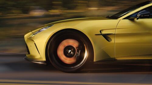 Nuova Aston Martin Vantage, guarda tutte le foto 3