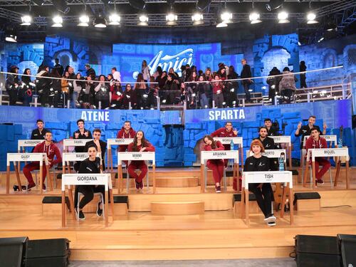 Ecco chi sono gli "amici" di Amici