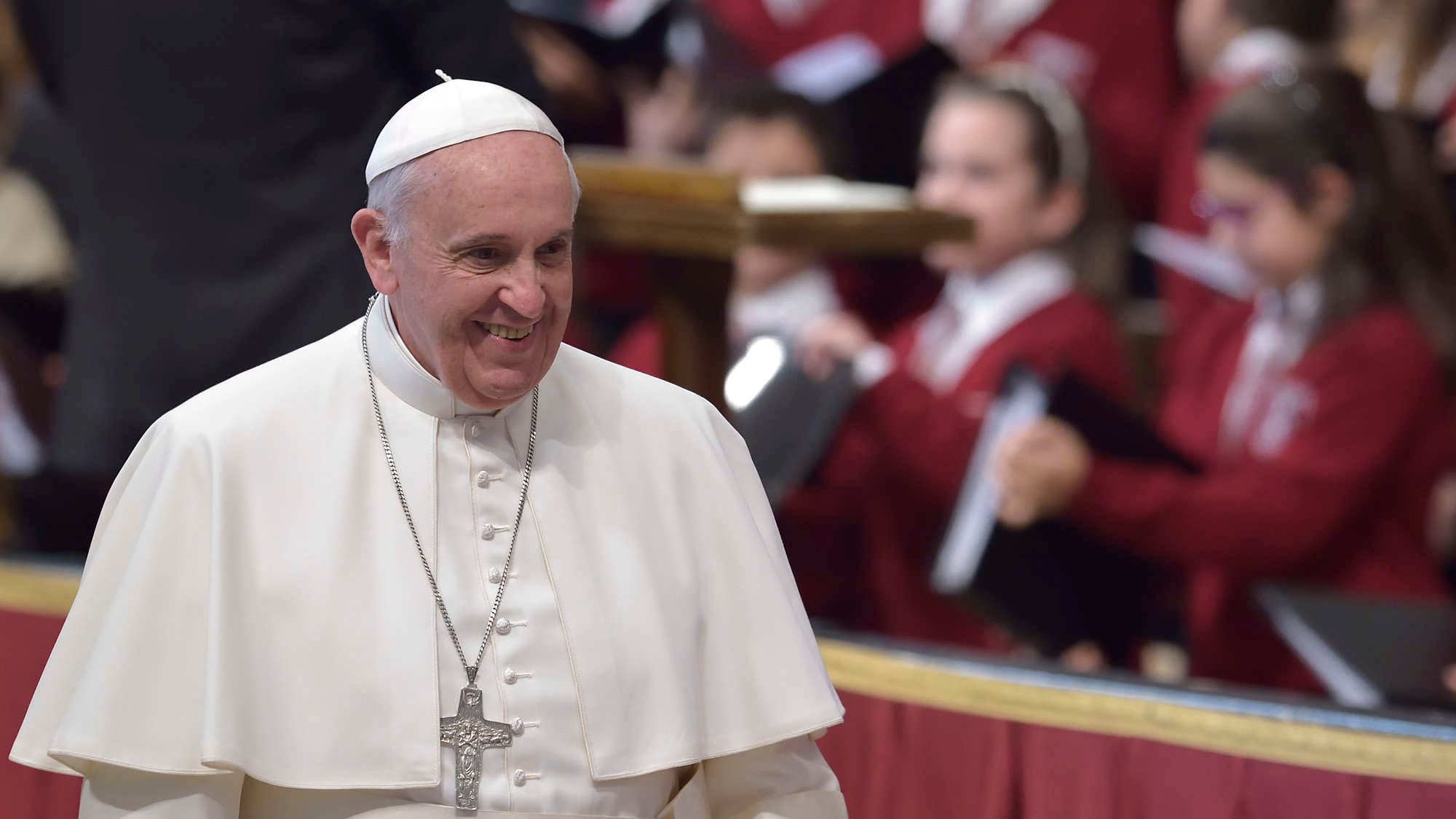 Papa Francesco "rockstar". Record di fan in Vaticano