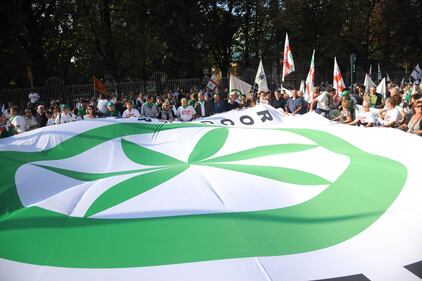 La Lega contro l'immigrazione: "Stop invasione" 2
