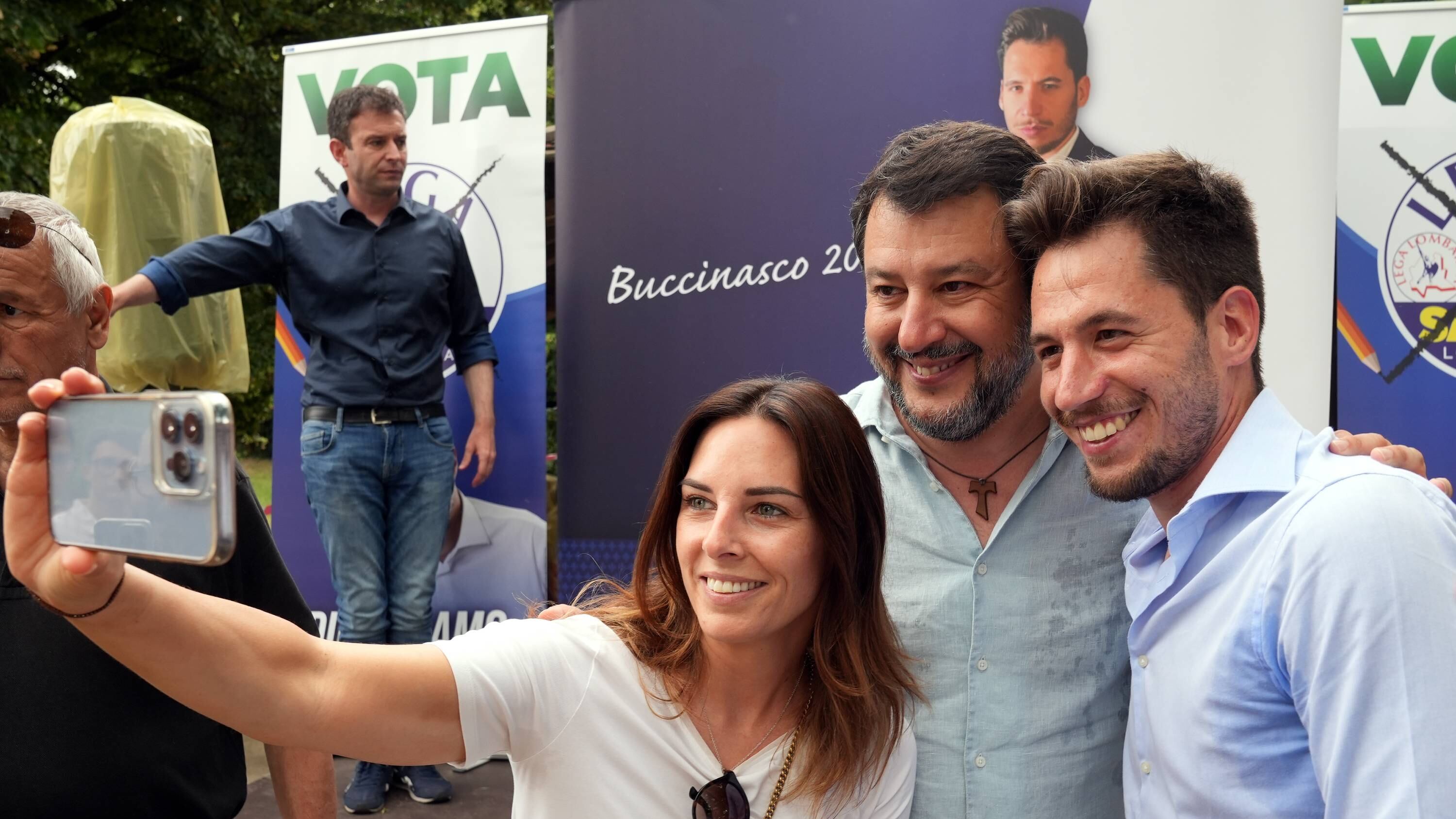 Salvini: "Al centrodestra tanti sindaci in più"