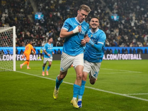 Supercoppa, il Napoli stende il Milan 2-0 ed è la prima finalista