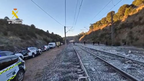Treni deragliata in Spagna: le immagini 10