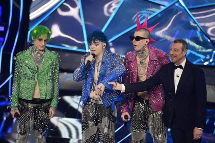 Sanremo 2024: ecco il look della finalissima del Festival dei La Sad 11