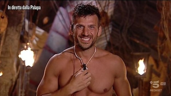 Isola: Devolve tutto ad un'Onlus, il gesto del vincitore