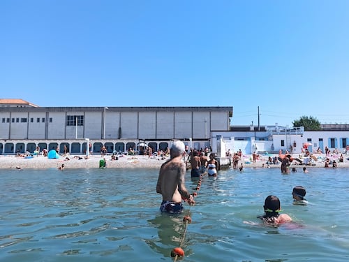 Il muro dei sessi in spiaggia piace soprattutto alle donne