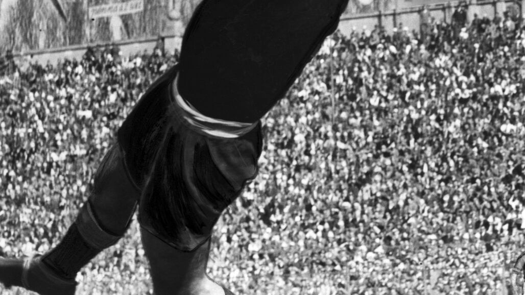 Addio a Lorenzo Buffon, storico portiere del Milan degli anni '50
