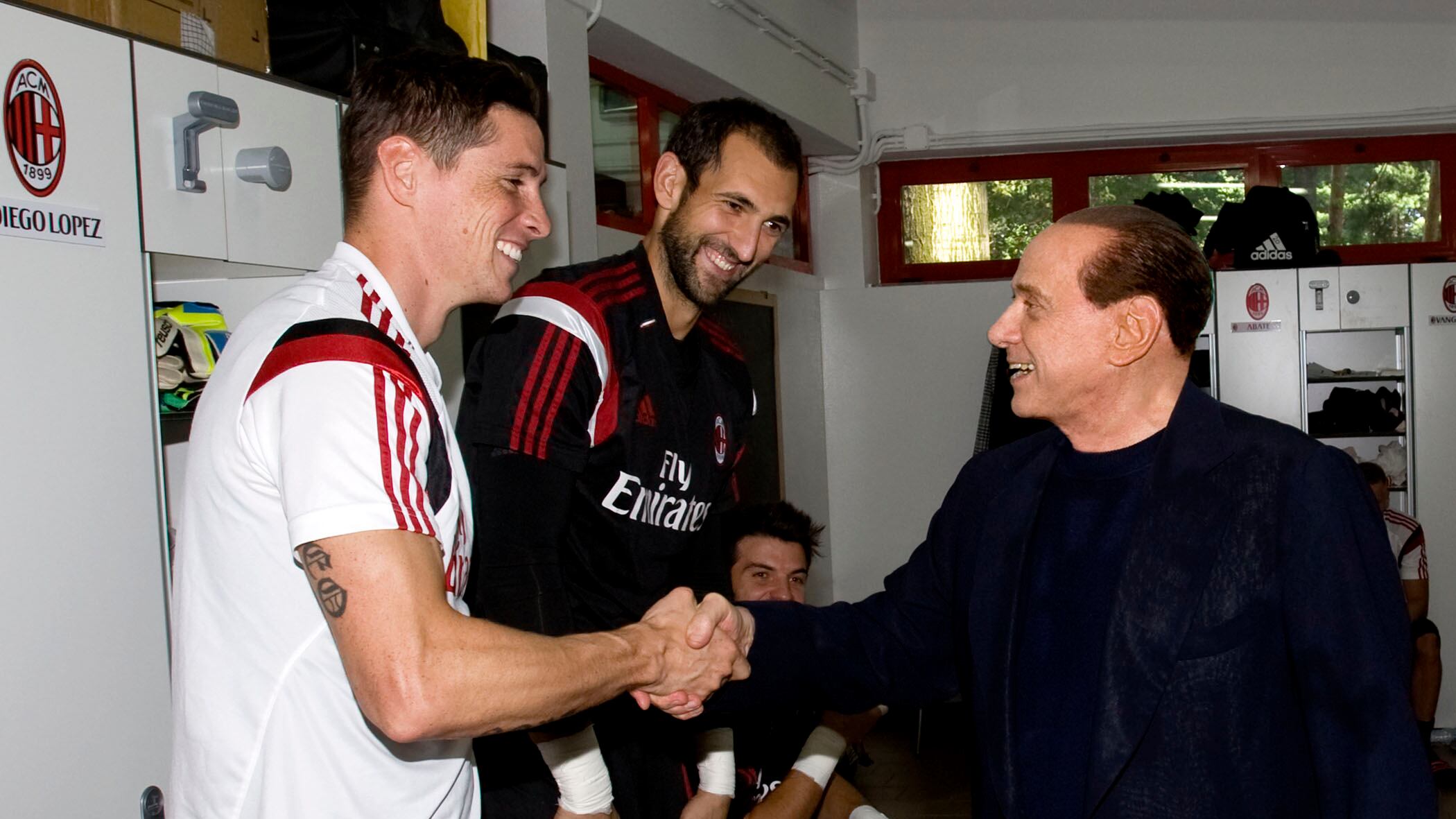Berlusconi porta il Milan all'«università del pallone»