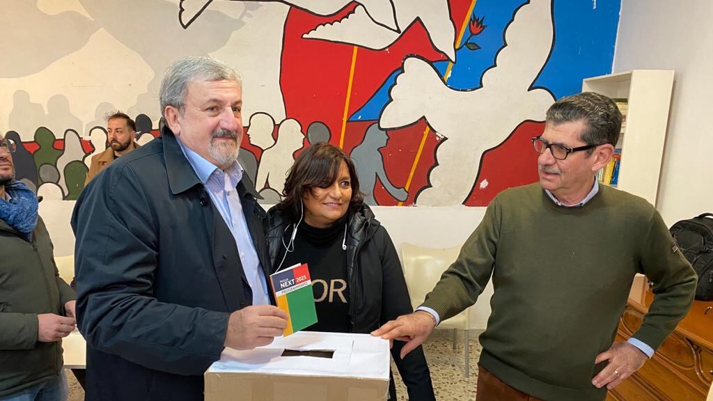Primarie in Puglia: vince Michele Emiliano