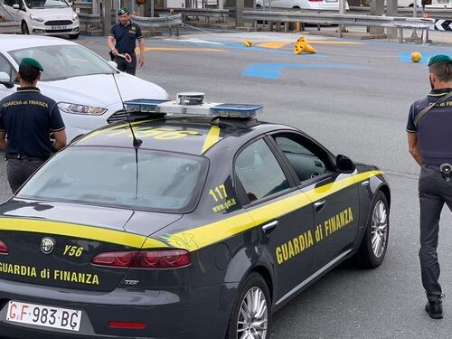 Ventimiglia: Gdf sequestra 144 kg di hascisc, arrestati due marocchini