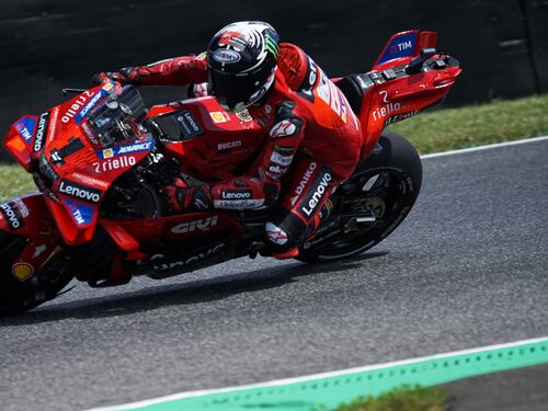 MotoGP Mugello, Bagnaia show nella Sprint Race. Cade Martin