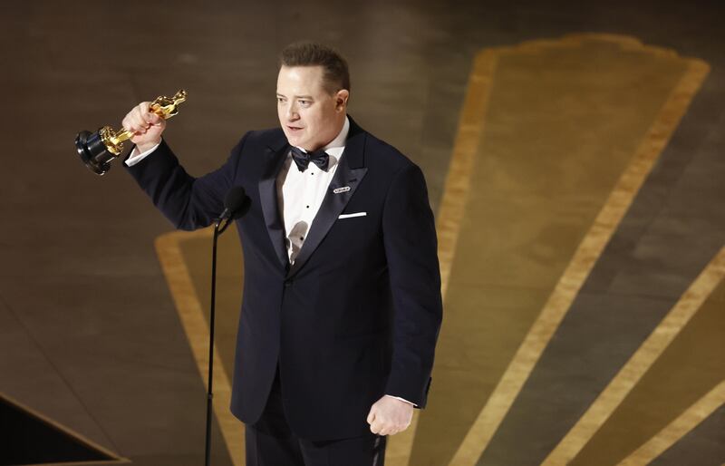 Brendan Fraser premiato con l'Oscar per il miglior attore protagonista per il film "The Whale"