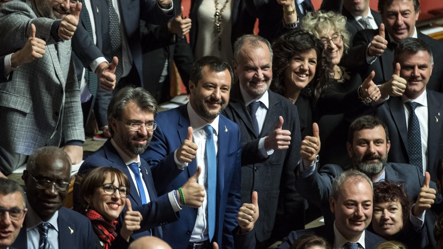 La legittima difesa ora è legge Berlusconi: "La miglioreremo"